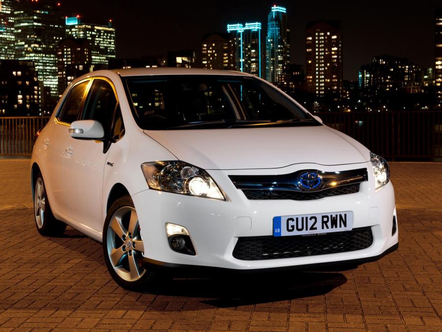  Toyota Auris HSD 2010 года  (UK) (фото 4 из 29)
